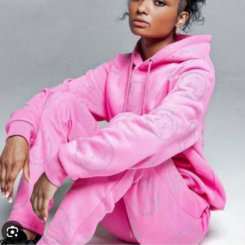 RARE Retrovert Pink Smiley Rhinestone Sweatshirt